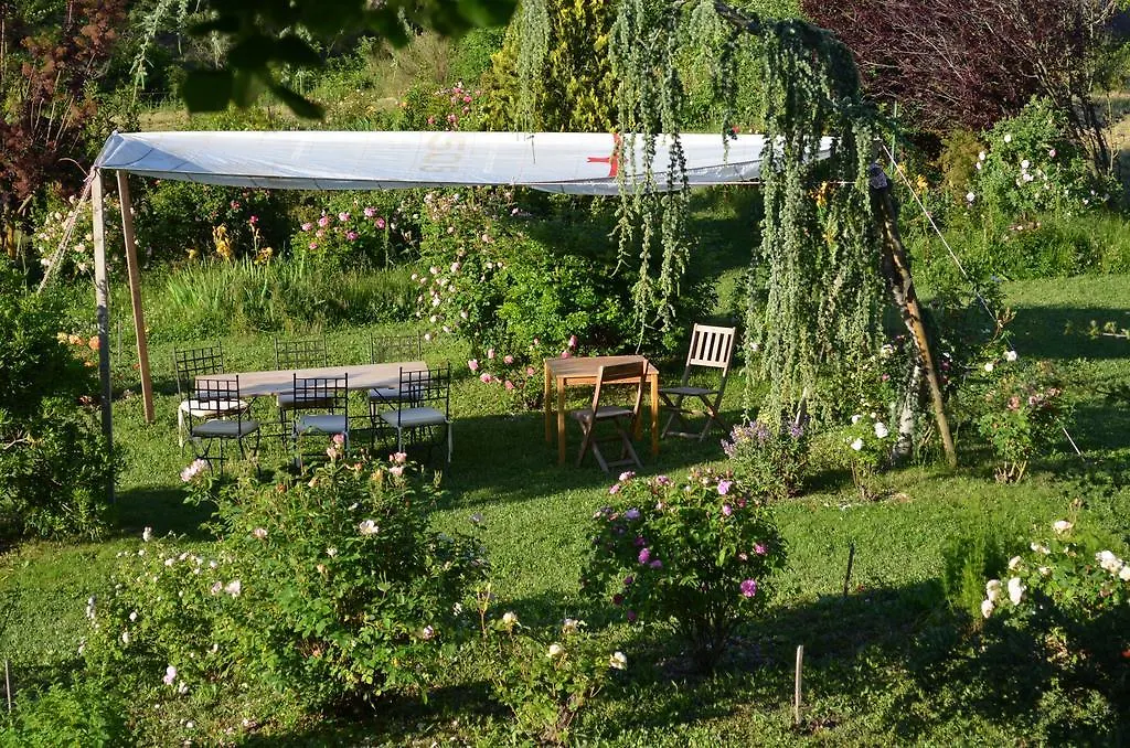 Hameau D'Hotes La Roseraie-Drome Condorcet Frankrijk